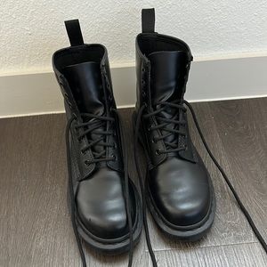 Dr Martens 1460 Mono Smooth Lace Up Combat Boot - 38